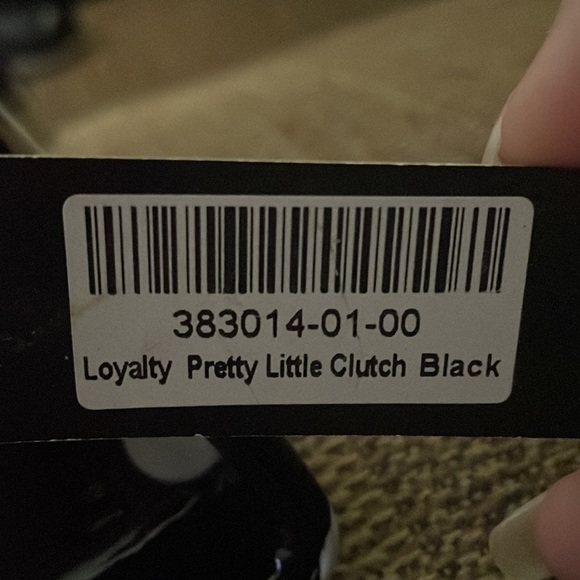 Patent leather small clutch. Just fab. - Picture 5 of 5